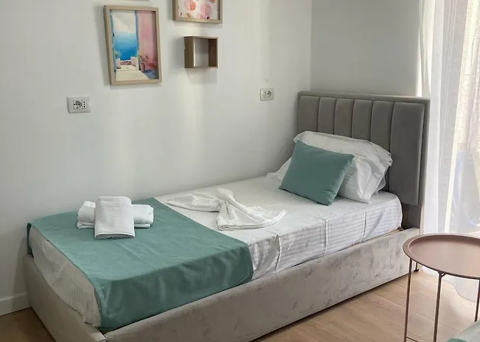 Cozy Apartment Near Center